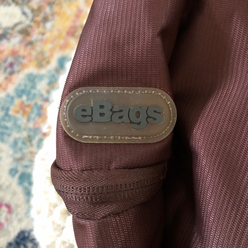eBags Terrace Crossbody Every Day Unisex Bag! - Picture 5 of 7